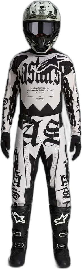 Limited Edition Techstar Wolf Dust Gear Set