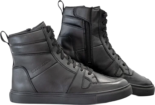 Richa Chaser Sneaker - Black/Black