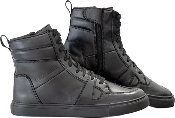 Richa Chaser Sneaker - Black/Black, Black